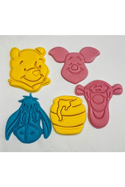 Small Shapes Winnie The Pooh 5'li Set Kurabiye Kalıbı Ve Hamur Şekillendirici