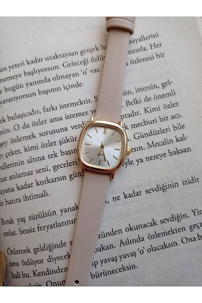 QUARTZ Beige Colored Minimal Design Women's Watch - Gold