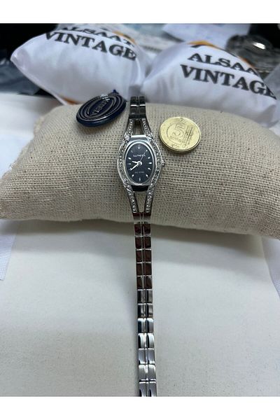 Almera Alsaat Vintage Tiny Women's Watch