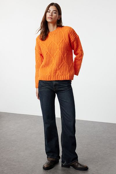 Trendyol Collection Oranžový Wide Fit svetr s měkkým texturovaným úpletem TWOAW23KZ01373