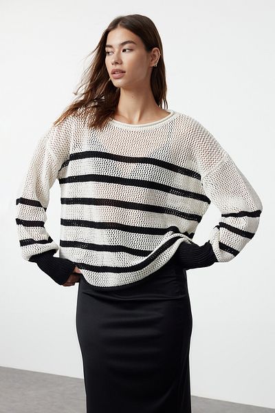 Trendyol Collection Pletený svetr - Ecru Striped, Model TWOAW25KZ00281