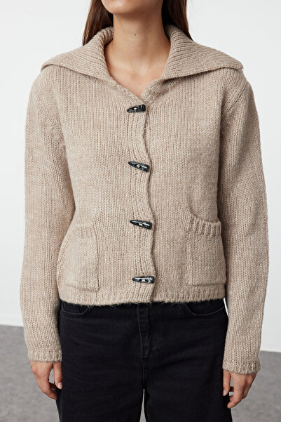 Trendyol Collection Svetřík z norkového pleteného límečku - TWOAW25HI00169