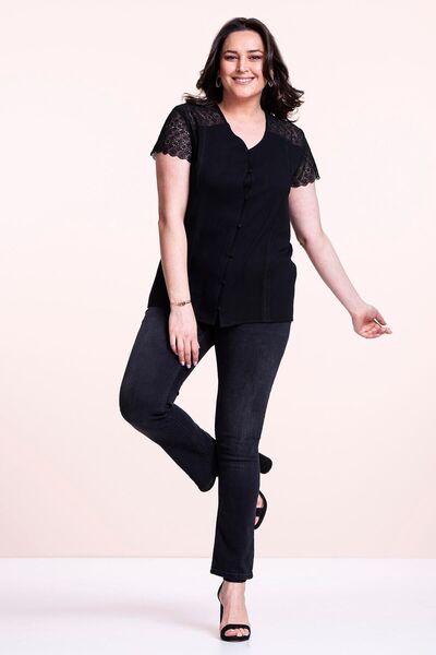 Even Plus Size - Büyük Beden Kadın Giyim Siyah Dantel Detaylı Büyük Beden Bluz