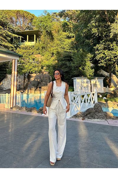 Bella Breeze Linen Set - Women's Buttoned Vest, Palazzo Trousers, Square Collar