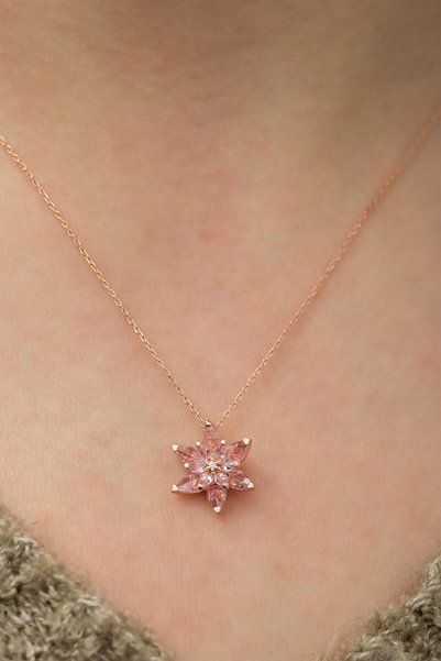 Ervanur Kadın   Gümüş Pembe Taşlı Lotus Çiçeği Kolye 925 Ayar