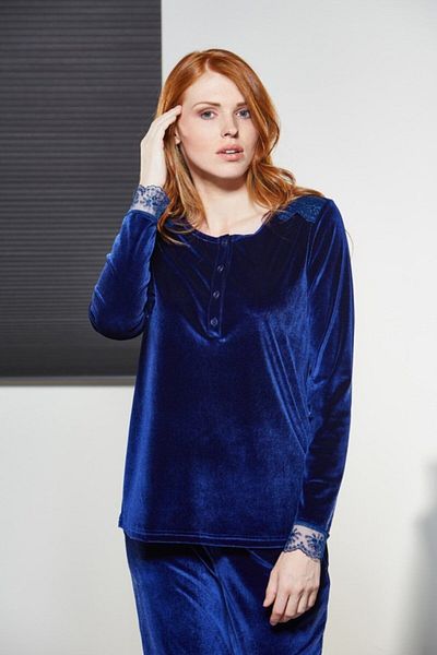 PJS Women's Pink Velvet Long Sleeve Pajama Set 21190