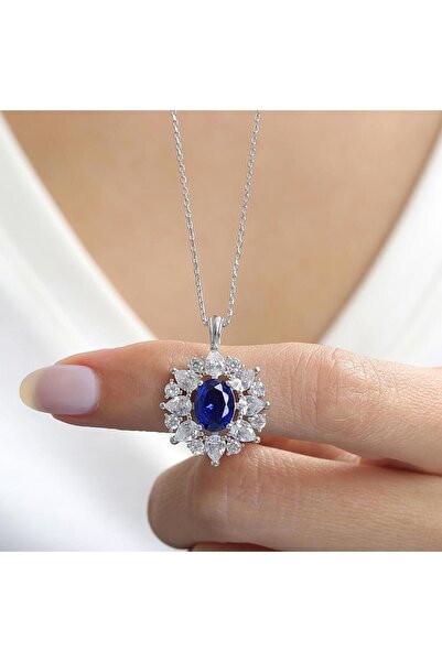 Effective Diamond Paris Işıltısı Sentetik Safir Taşlı Gümüş Kolye