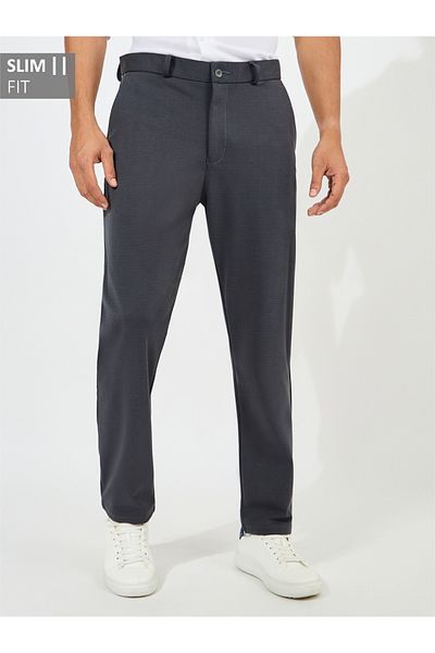 Styli Solid Slim Fit Knit Pants