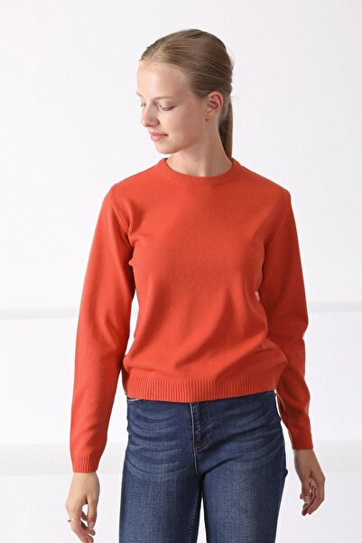 Ferraro Women's Orange Round Neck Knitwear Sweater