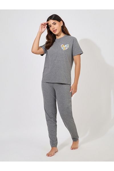 Styli Heart Graphic Drop Shoulder T-Shirt & Cuffed Pyjama Set