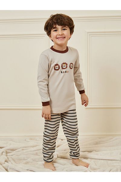 Styli Cartoon Printed T-Shirt & Striped Pyjama Set