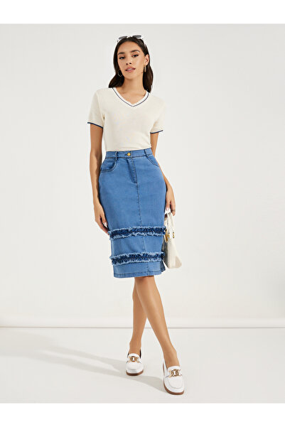 Styli Ruffle Detail Straight Hem Denim Skirt