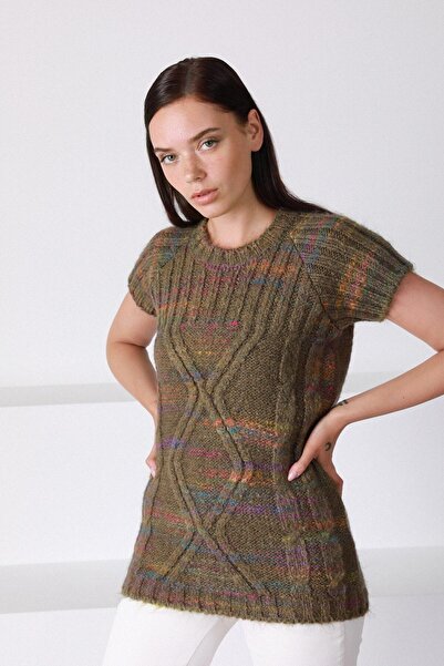 Ferraro Women's Khaki Round Neck Wool Knitwear Sweater