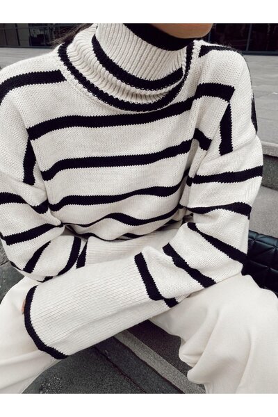 Jose Clothing Pulover tricotat cu dungi negre - cu mâneci lungi