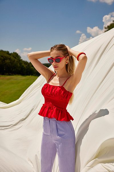 Trendyol Collection Fliederfarbene, plissierte, gewebte knöchellange Hose TWOSS21PL0076