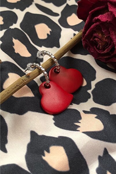 Leerybee ماتي اللون الأحمر أقراط القلب مضاد الأرجية