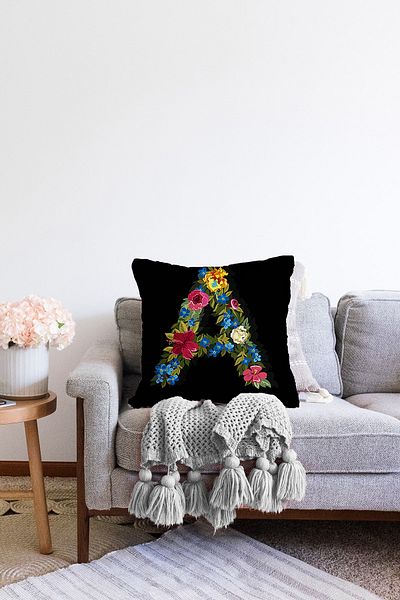 Realhomes Față cu două fețe, podea neagră, colorată cu trandafiri, cu literă tematică A Design special, husă de pernă Raschel imprimată digital