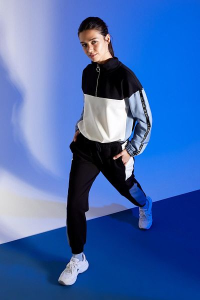 DeFacto Γυναικεία μαύρη μέση με κορδόνια Jogger Sweatpants T6394AZ21SP