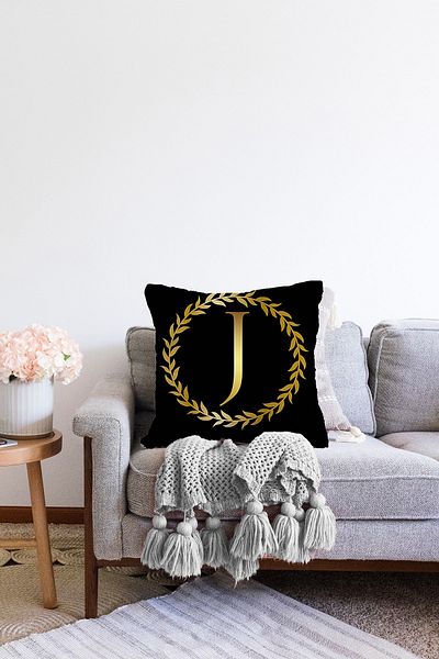 Realhomes Cu două fețe, fundal negru, cu frunze de aur, cu litera J, design special, husă de pernă tricotată Raschel