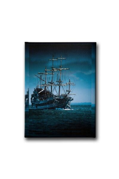 Desenlio Slika na platnu piratskog broda