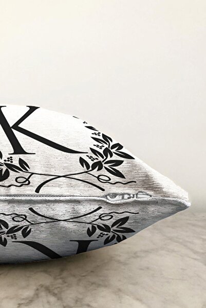 Realhomes Двосторонній чорно-білий вінок з літерою K, спеціальний дизайн, цифровий друк, чохол для подушки Рашель