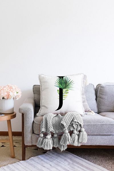 Realhomes Διπλής όψης Λευκό φόντο με μοτίβο φύλλου μαύρο γράμμα J Ψηφιακή τυπωμένη θήκη μαξιλαριού Raschel