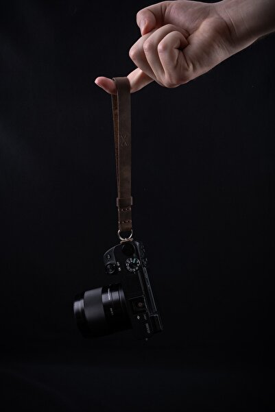 minimal X design Minimal X Kamera Bilekliği - Kestane - Gerçek Deri & El Yapı...