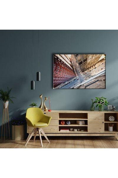 Desenlio Street Canvas Painting