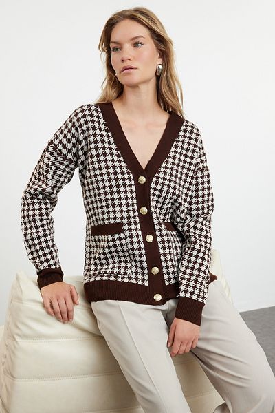Trendyol Collection Широка трикотажна жилетка с форма на хрътка зъби - кафява, TWOAW22HI0179
