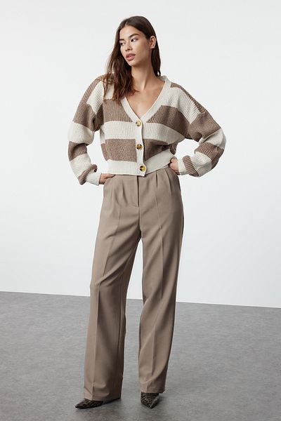 Trendyol Collection Mink V-Neck Color Blocked Knitwear Cardigan TWOAW24HI00391