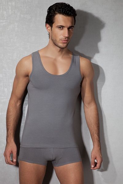 Doreanse 2011 رجل مشروط واسعة طاقم الرقبة المدخن القميص