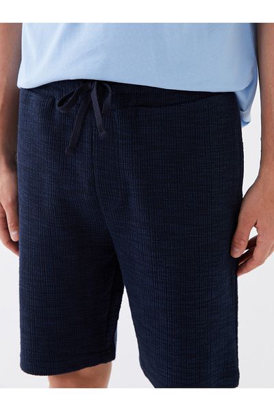 LC Waikiki Slim-Fit-Shorts für Herren – Detail an der Taille