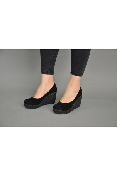 akınabella Dolgu Taban Dekolte Siyah Süet Ayakkabı