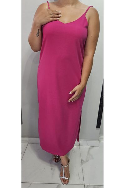 Butik Nilyam Μίντι γυναικείο φόρεμα μεγάλου μεγέθους - λαιμόκοψη V, τιράντες και λεπτομέρεια με σχισμή 24136