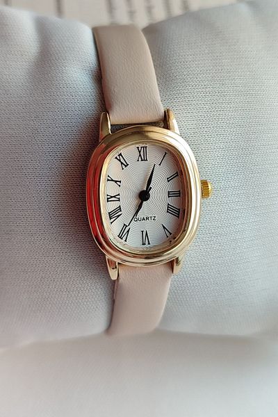 QUARTZ Retro Minimal Leather Cord Vintage Women's Wristwatch New Fashion