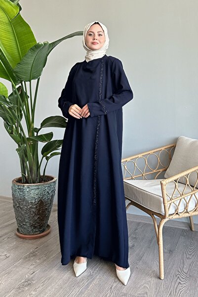 InStyle Tmavě modrá Ferace s kamenným detailem - límec a přední župan