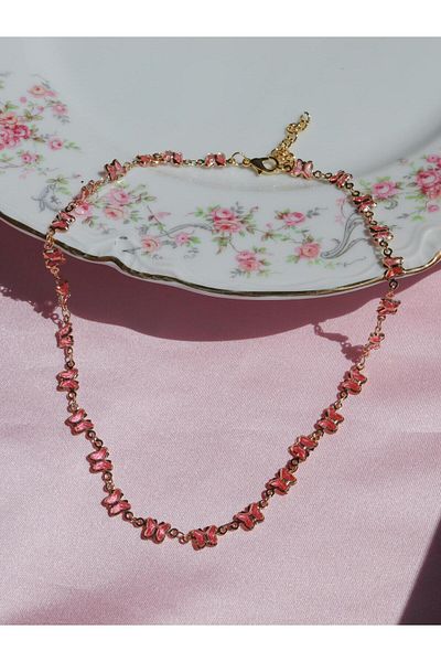 Reorah Collection Erika Butterfly Necklace - Stylish Design