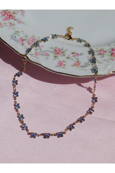 Reorah Collection Erika Butterfly Necklace - Stylish Design