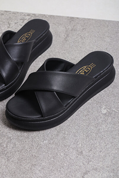 StWenn Модни чехли - нисък 4 см танкет, дебела кръстосана презрамка