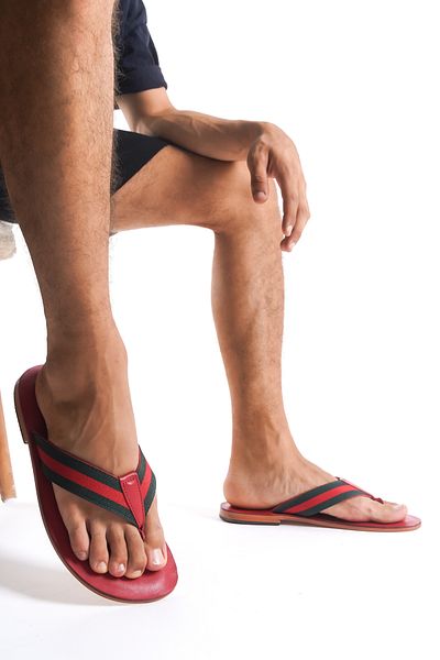 DaphneSandals شبشب رجالي من الجلد الطبيعي باللون الأحمر - 1005