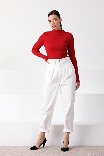 Ferraro Women's Red Modern Collar Long Sleeve Knitwear Sweater