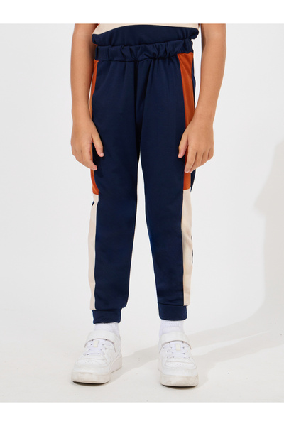 Styli Color Block T-Shirt & Joggers Set