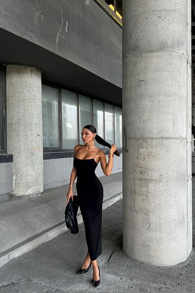Kir Rochie Sandy Strange String