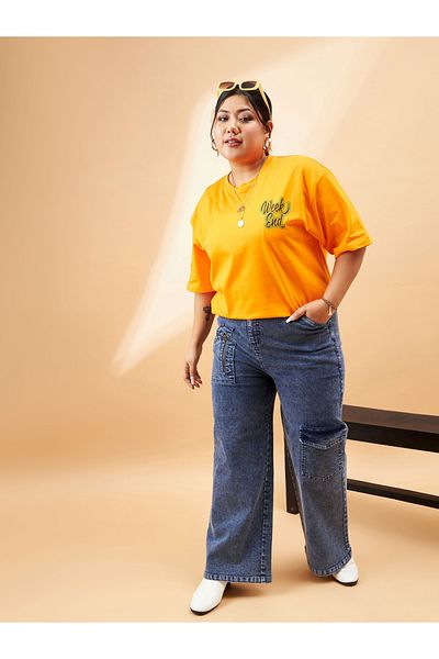 Sassafras By Styli Plus Straight Jeans with Metallic Zipper and Pockets