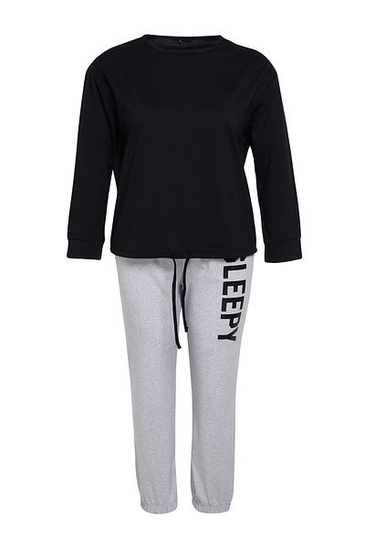 Trendyol Curve Fekete-szürke Jogger Fit Slogan pizsama szett - TBBAW25AI00025
