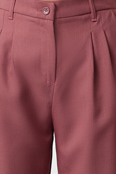 Trendyol Collection Széles szárú és redőzött Dusty Rose szövet nadrág - TWOAW22PL0475