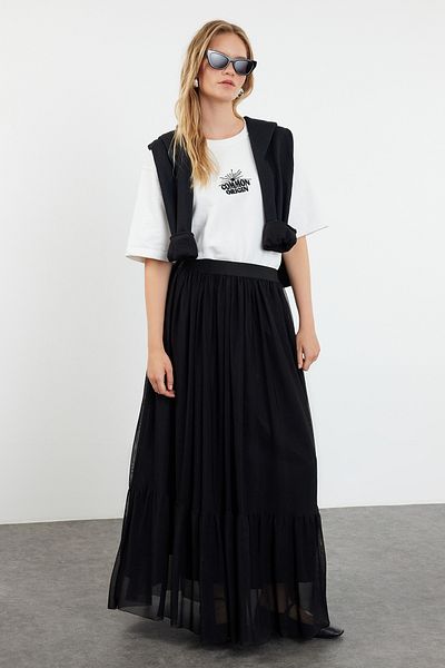 Trendyol Modest TCTSS24EE00022 Modell bélelt fekete szőtt szoknya