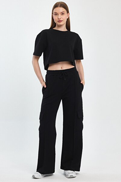 Penyelux Black Women's Cargo Pants - Cargo Pocket, Elastic Waist and Wide Leg