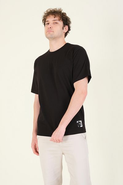 Giyim Dünyası Tricou negru pentru bărbați - decolteu, brodat, supradimensionat