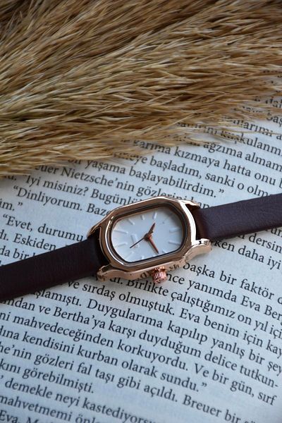 LOOKUP Wristwatch Unisex Brown Leather Cord Men's And Women's New Season Vintage Plain Gold Gold Inside White